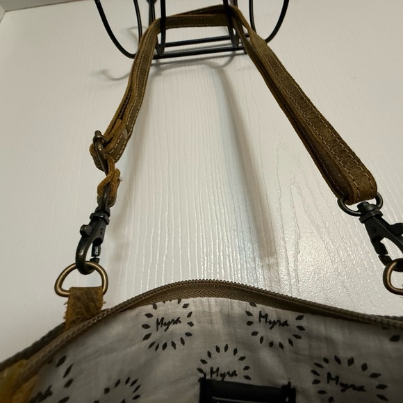 Myra Crossbody Gray and Black Patterned Women's Bag - Picture 7 of 12